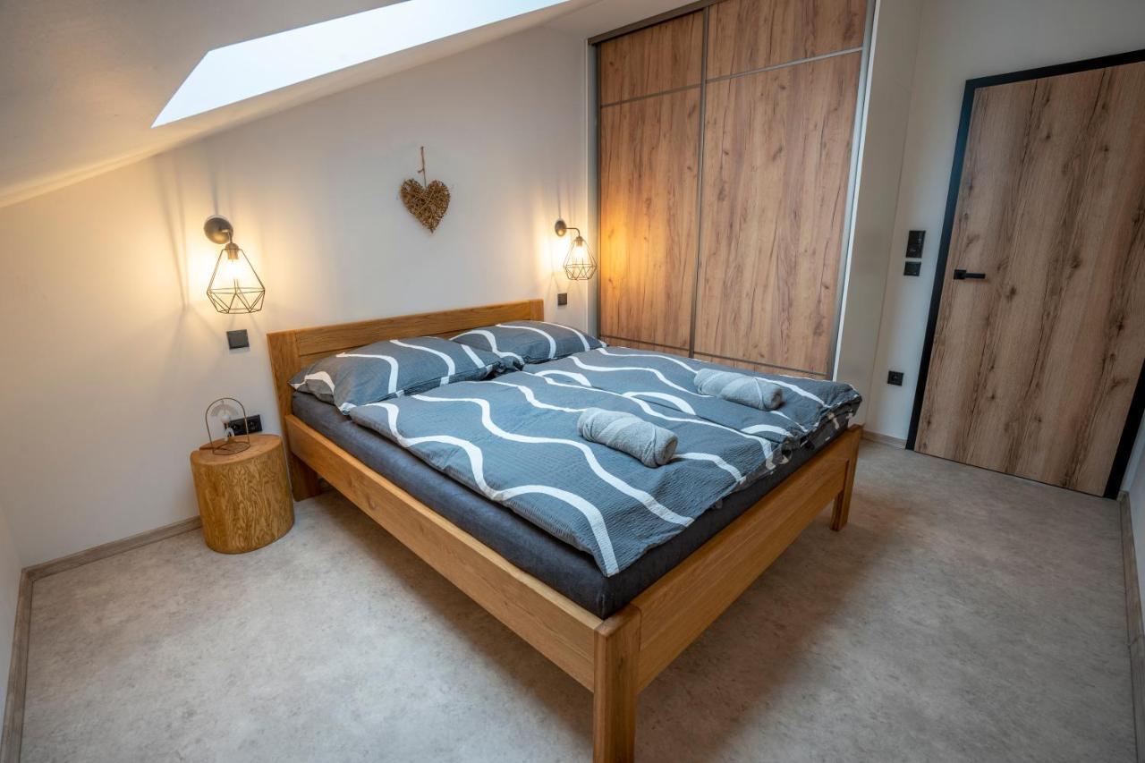 Lazenske Apartmany Náchod Buitenkant foto